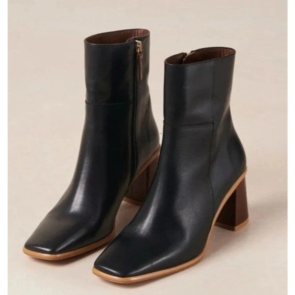 Alohas East Black Leather Square Toe Ankle Boots Wood Block Heel Spain SZ 10.5